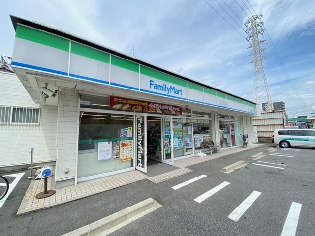 ファミリーマート 守山小幡南店