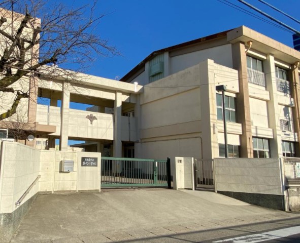 名古屋市立苗代小学校