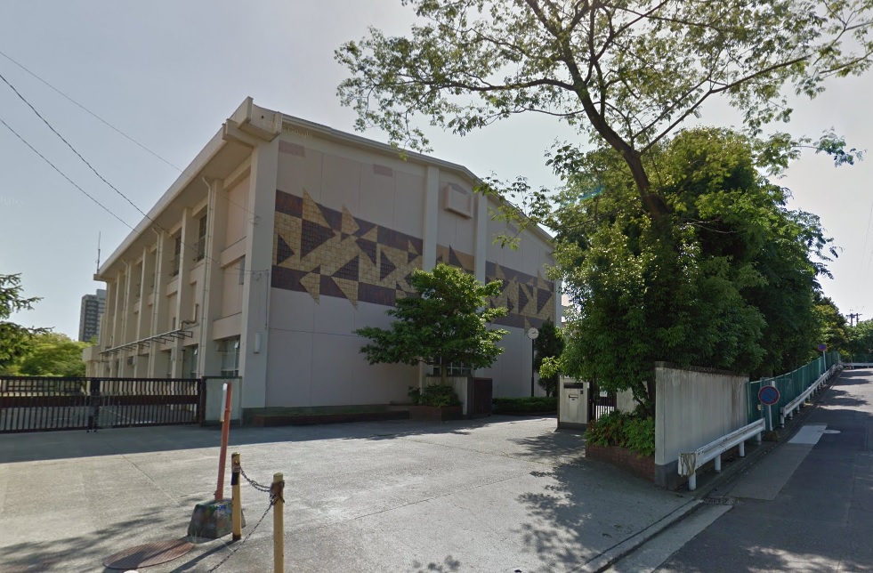 名古屋市立千種中学校