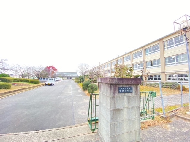 春日井市立中部中学校