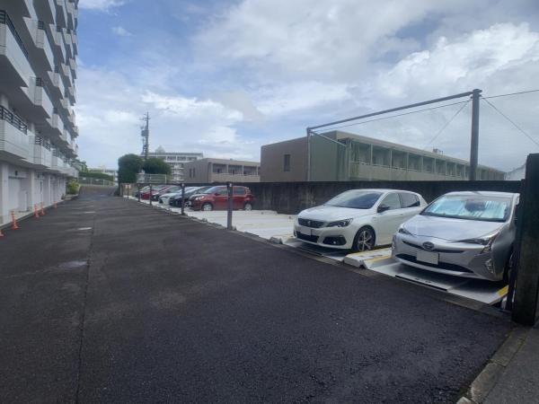 星ヶ丘スカイマンション 敷地内駐車場