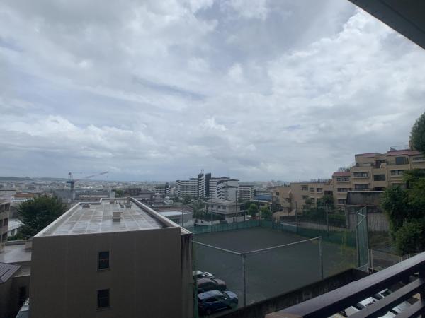 星ヶ丘スカイマンション 住戸からの眺望写真 