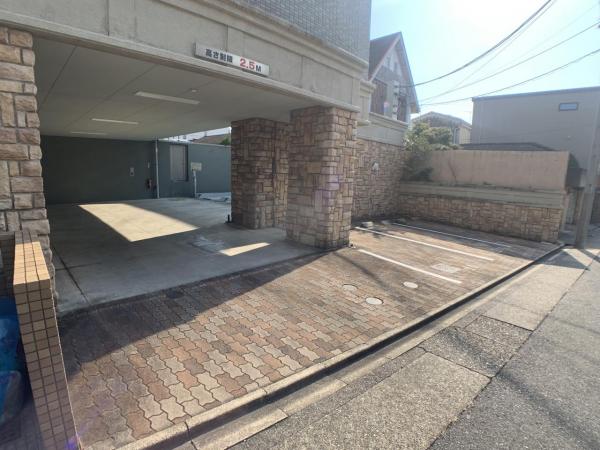 藤和シティホームズ滝子 敷地内駐車場