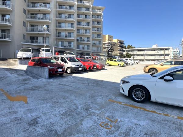 日車マンション平和が丘A棟 駐車場 