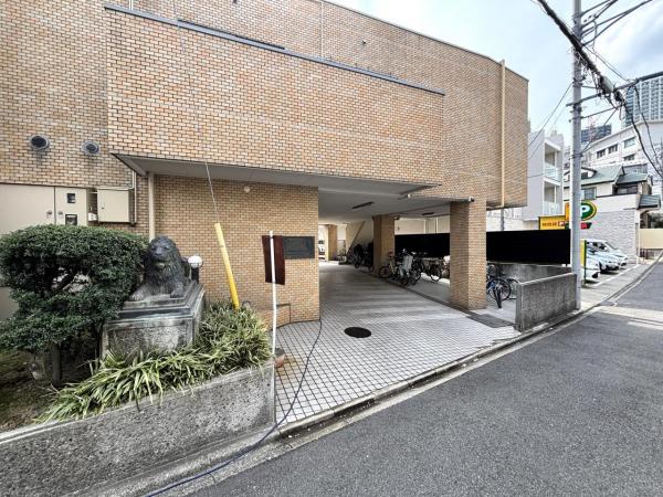 ライオンズマンション覚王山 エントランス 