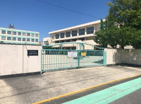 名古屋市立上社小学校