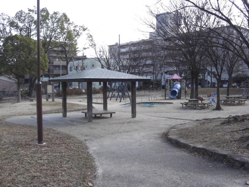 西一社中央公園