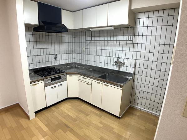 三旺マンション第３名東 キッチン 