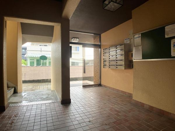 三旺マンション第３名東 エントランス 