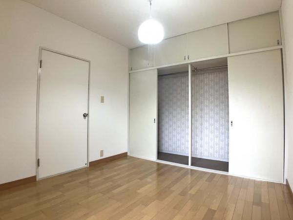 三旺マンション第３名東 リビング以外の居室 