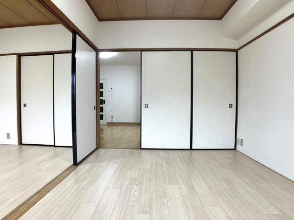 三旺マンション第３名東 リビング以外の居室 