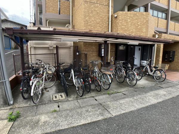 三旺マンション香流 駐輪場