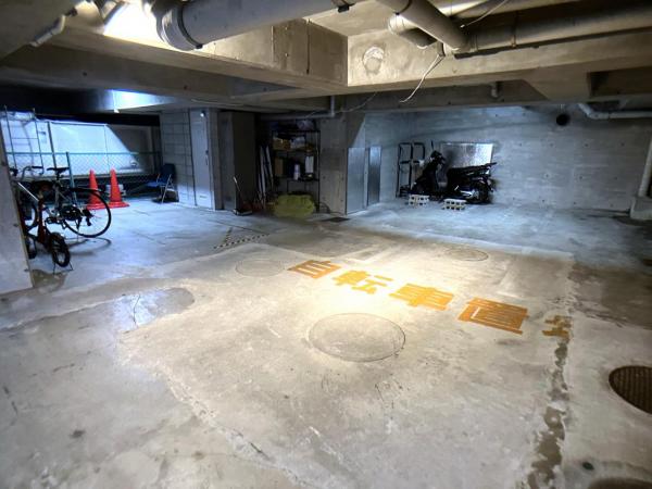 廻間公園南マンション 駐輪場