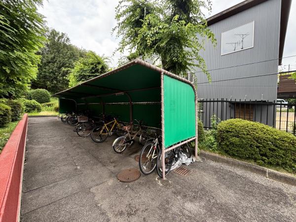ライオンズマンション八事富士見ヶ丘 駐輪場