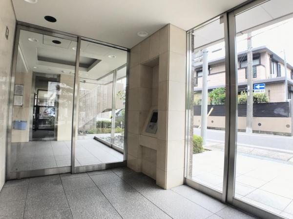 ヒルズ本山穂波町 エントランス 