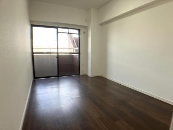 三旺マンション藤森 洋室