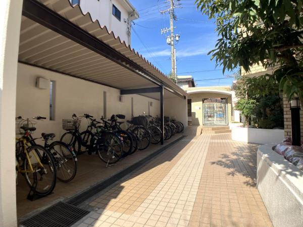 グランドメゾン南明 駐輪場