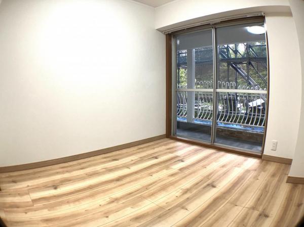 エスポア覚王山 リビング以外の居室 
