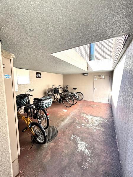 野村向山ヒルズ 駐輪場