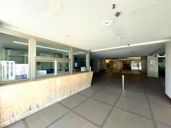 メゾン覚王山月宮殿 エントランス（外）