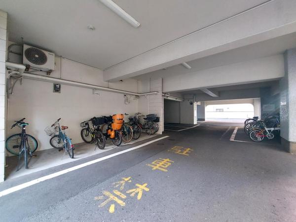 七小レックスマンション 駐輪場