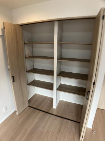 虹ヶ丘マンション本館 収納 