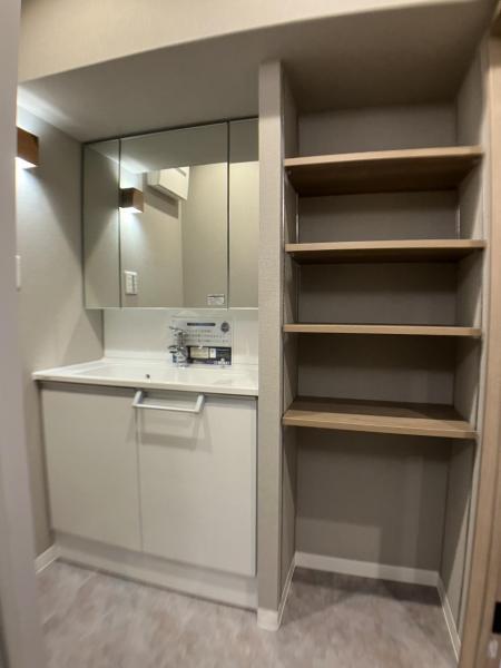 虹ヶ丘マンション本館 洗面台・洗面所 