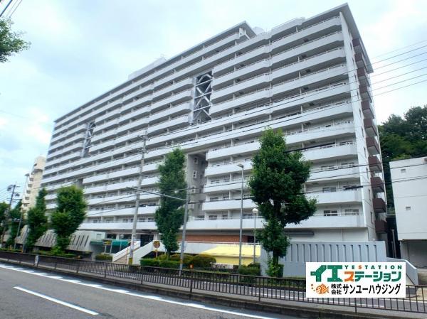 虹ヶ丘マンション本館 現地外観写真 