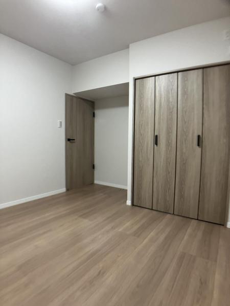 虹ヶ丘マンション本館 洋室