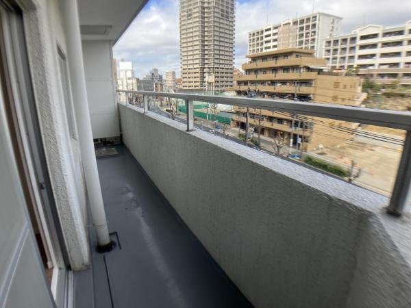 虹ヶ丘マンション本館 バルコニー 