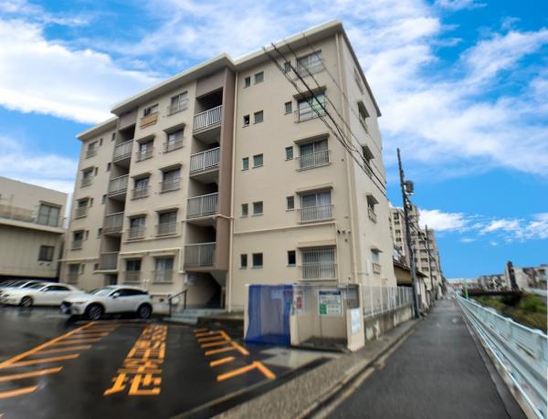 中古マンション 名古屋市昭和区檀溪通１丁目 名古屋市鶴舞線川名駅 650万円