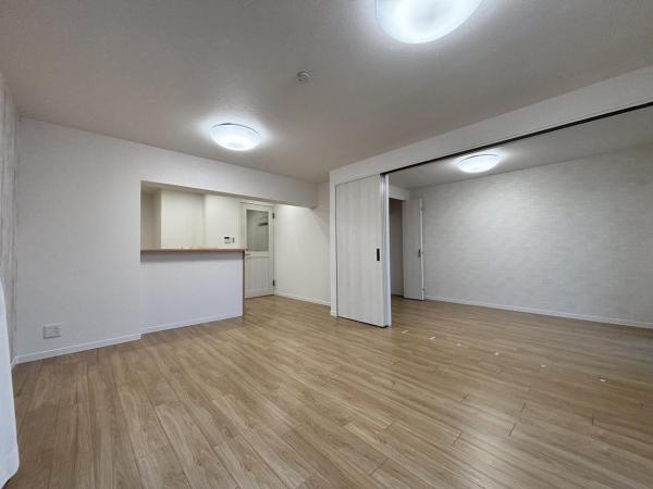 池園ハウス リビングダイニング