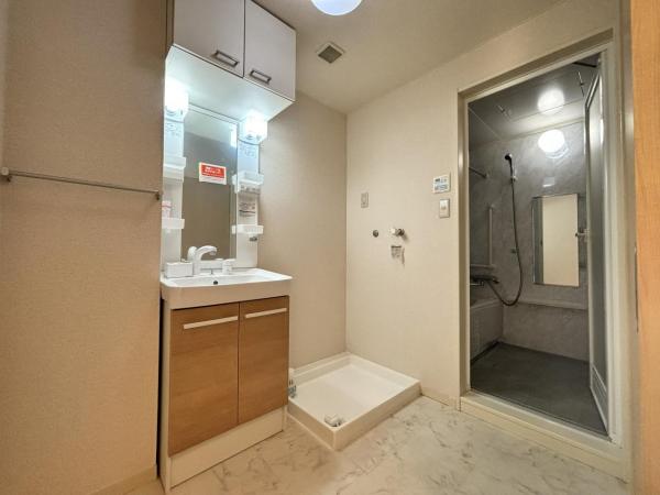 ライオンズマンション川名 洗面台・洗面所 