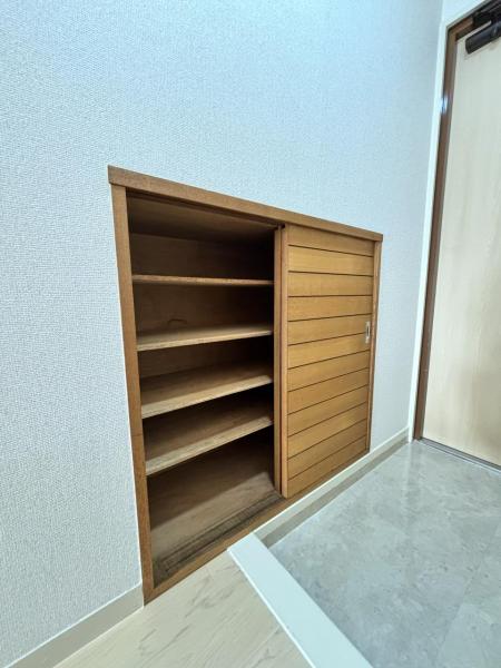 ライオンズマンション川名 収納 