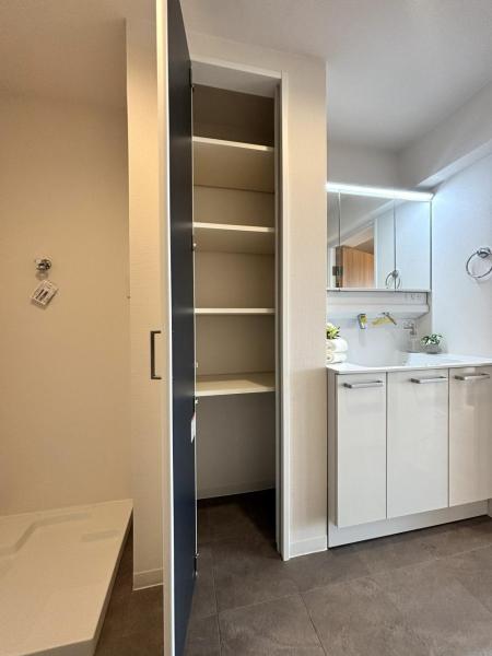 杁中スカイタウンＡ棟 収納 