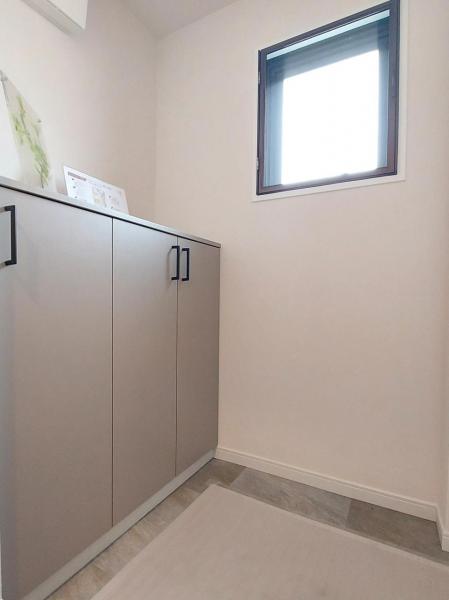 ライオンズマンション久屋通 玄関 