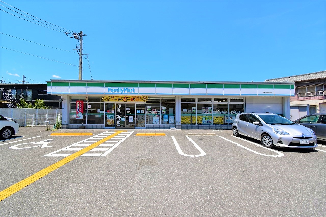 ファミリーマート 高知福井東町店