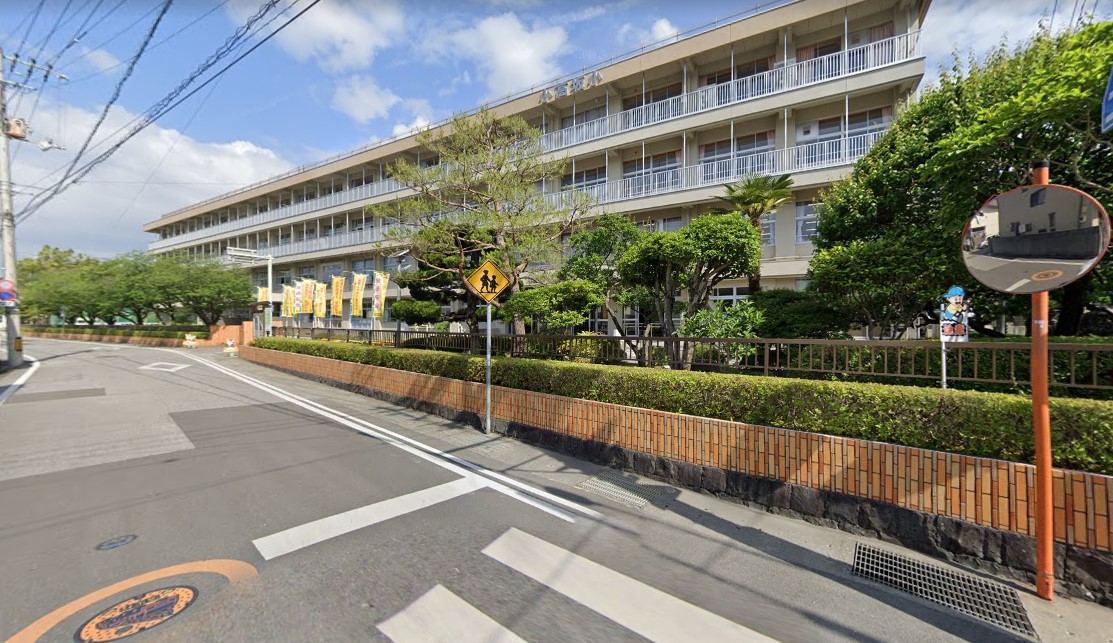 高知市立小高坂小学校