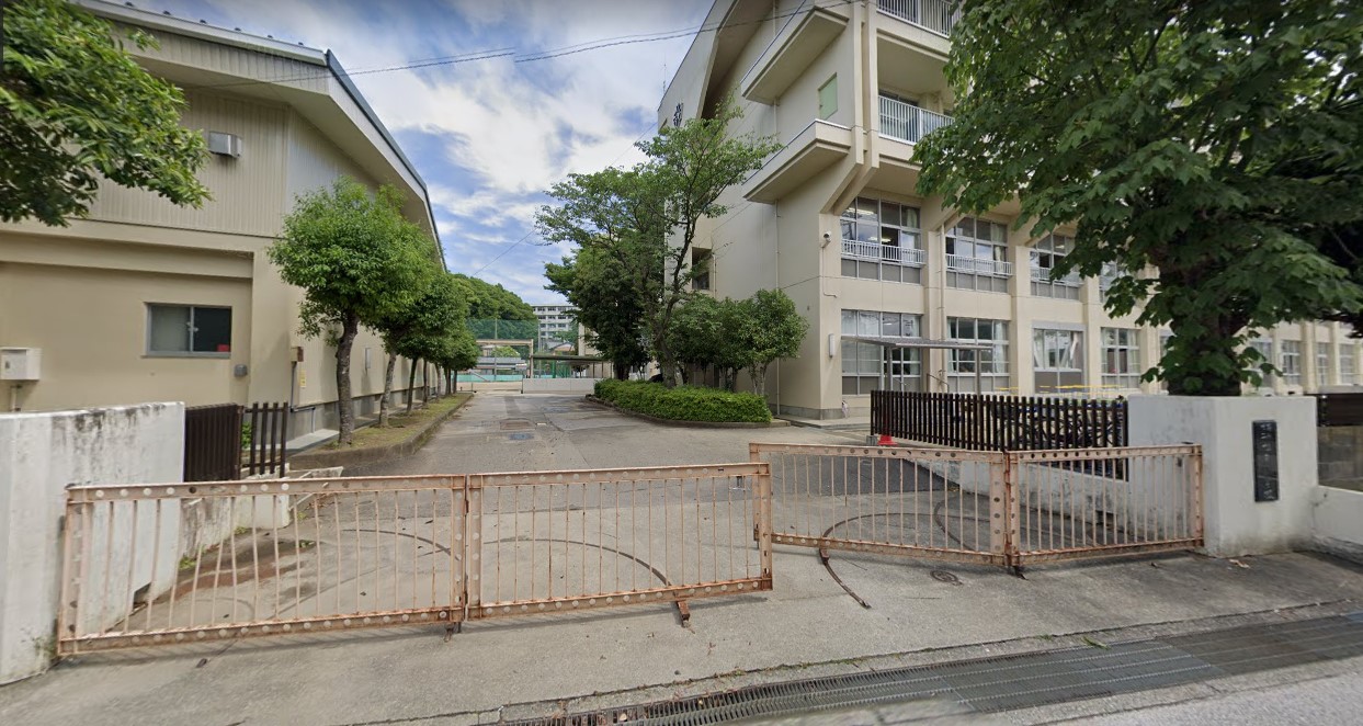 高知市立旭東小学校