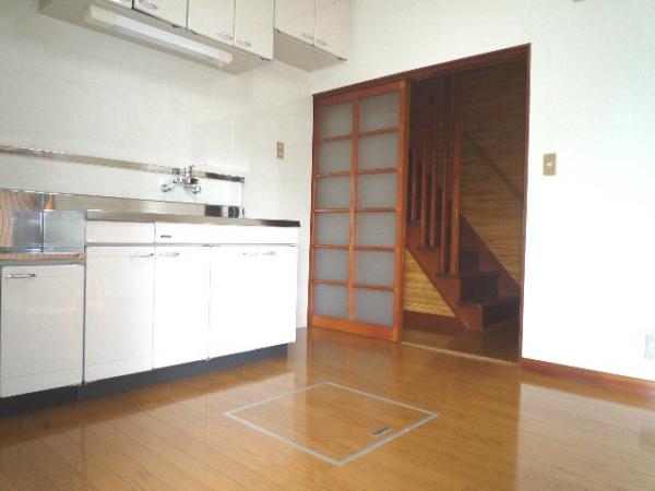 神田一戸建て　 その他内観 