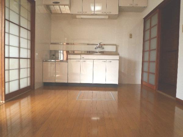 神田一戸建て　 リビング 