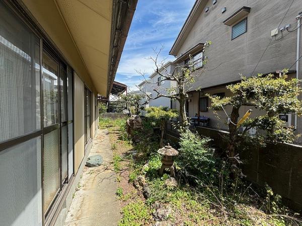 大谷公園　建築条件なし　更地渡しの売土地 現地土地写真 