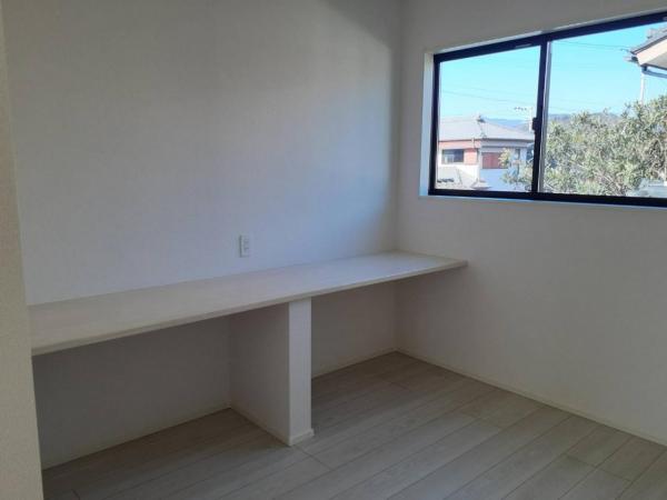 香美市土佐山田町百石町　2398 リビング以外の居室 