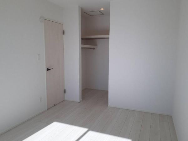 香美市土佐山田町百石町　2398 洋室