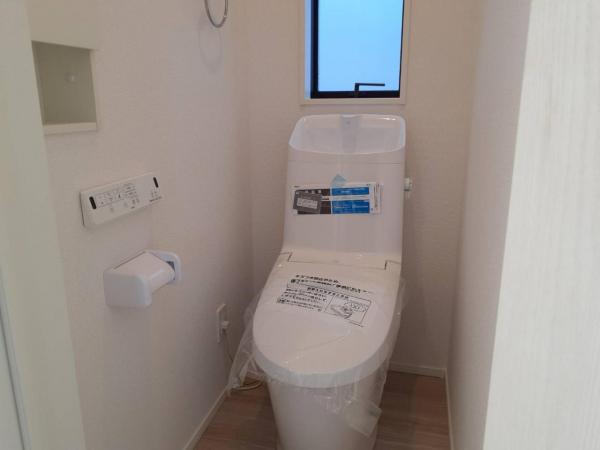 香美市土佐山田町百石町　2398 トイレ 