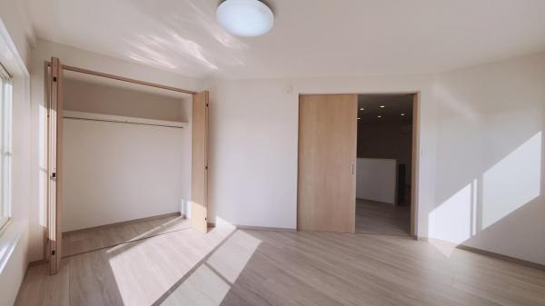 瀬戸西町1750万　RF住宅 洋室