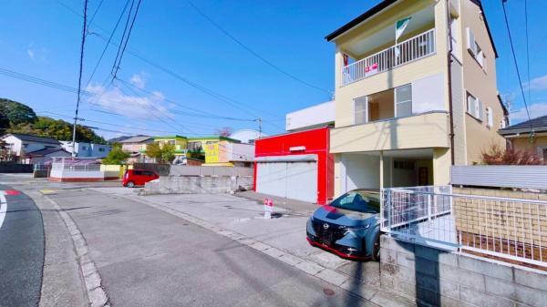 瀬戸西町1750万　RF住宅 前面道路含む現地写真 