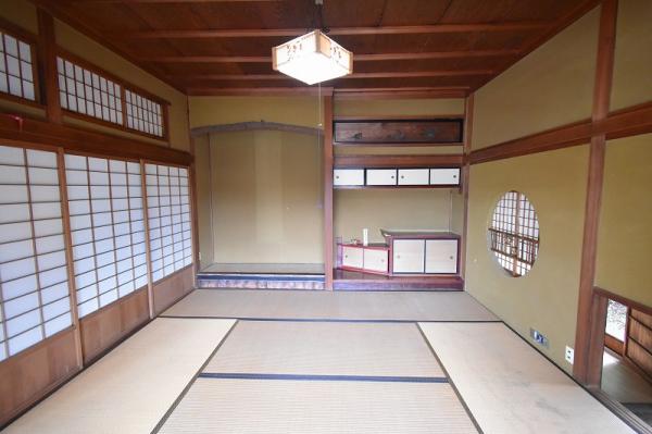築99年古民家風平家付き　本宮町中古 リビング以外の居室 