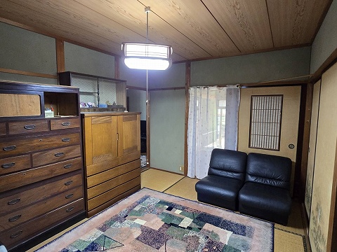 一宮中町　1700万 リビング以外の居室 