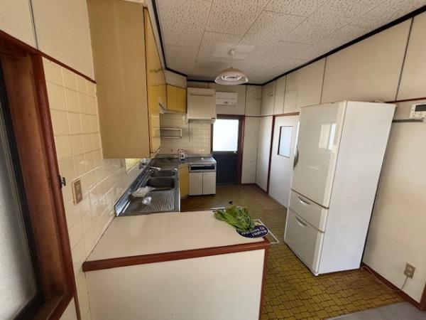 高知市大谷　太陽光オール電化、標高30ｍ キッチン 